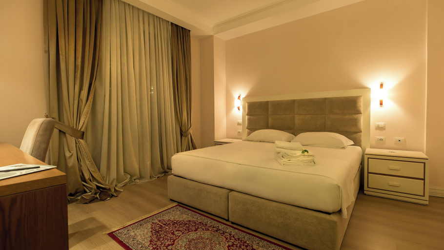 Bedroom 3, Royal Hill Hotel, Tirana