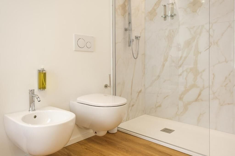 Bathroom 3, Emma's downtown Eco design rooms, Olbia-Tempio