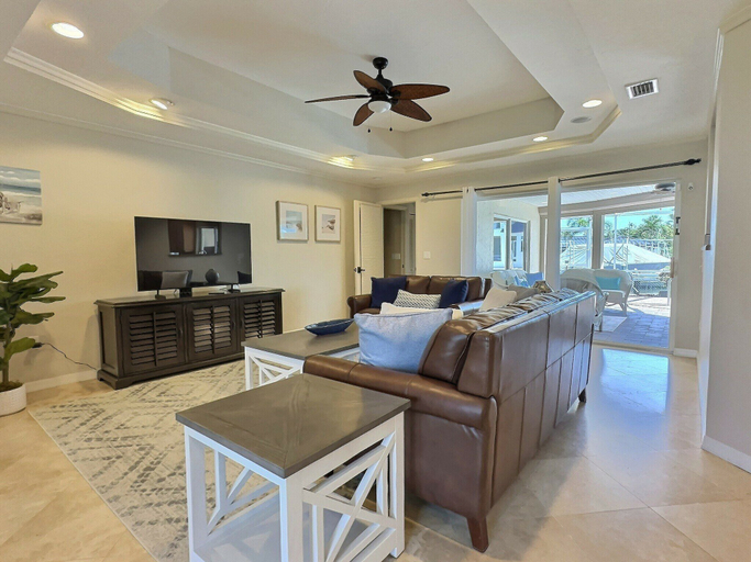 Primary image, Waterside Villa, Sarasota