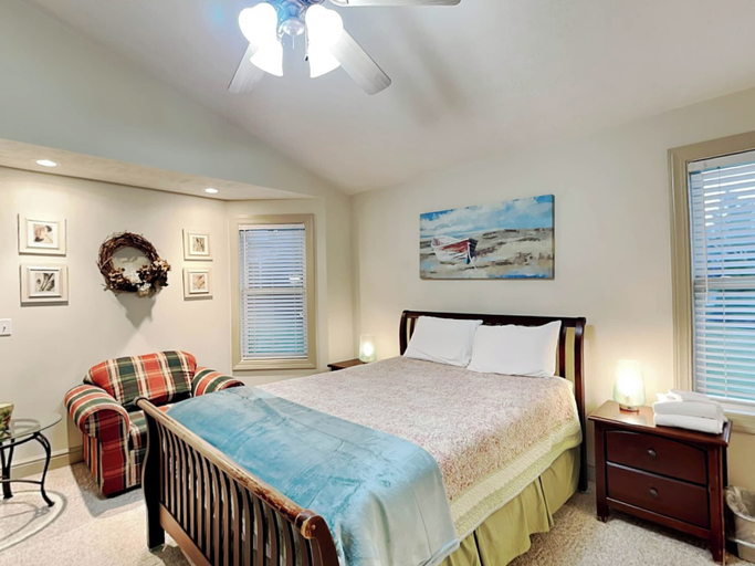 Bedroom 2, Beautiful Day by Taylor Made Deep Creek, Garrett