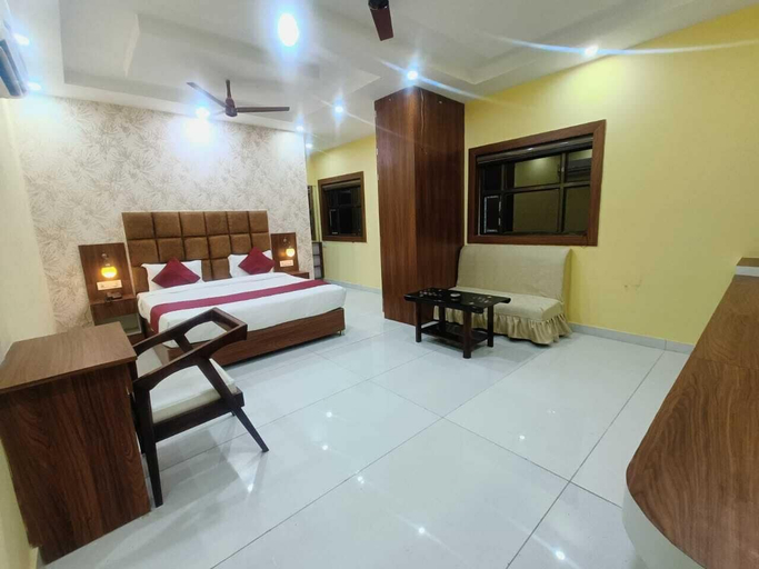 Others 5, HOTEL ROSHAN, Varanasi