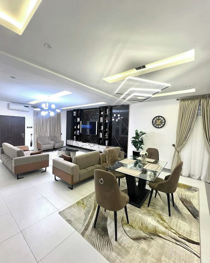 Others 4, Jamieson Court, AbujaMun