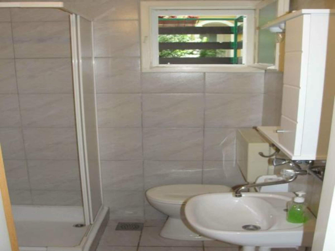 Bathroom, Apartments Pinija - Basic Two Bedroom Apartment With Terraces -, Supetar