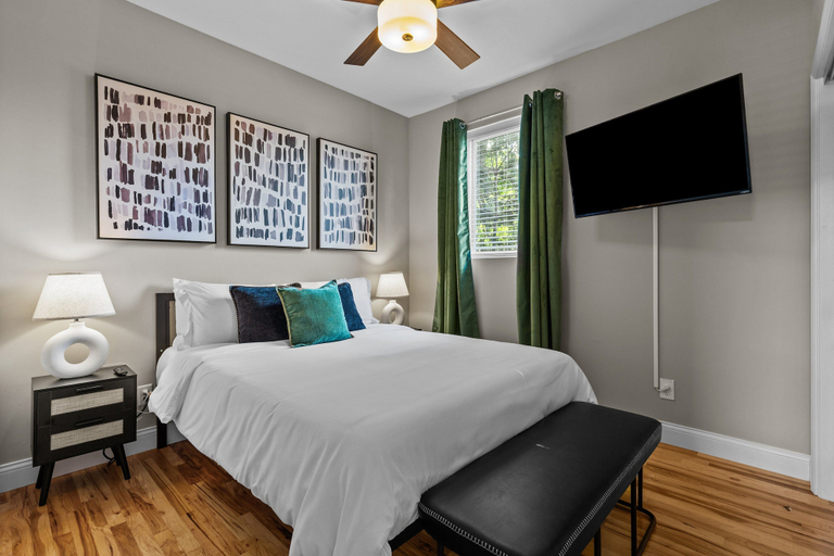 Interior 3, 4700 West End Whimsy, Saint Louis