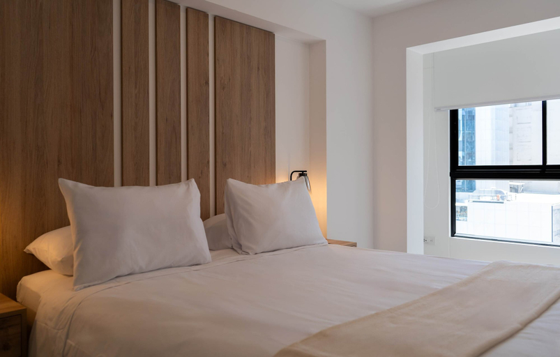 Room 5, w Amazing 1BR Apartment in Heart of San Isidro, Lima