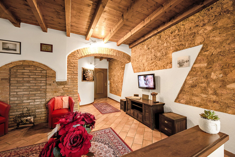 Room 4, Laura - Center Sal - Child Friendly, Brescia