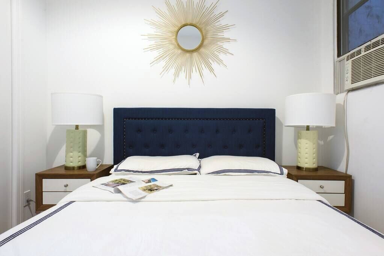 Room 2, 428-3r Spacious Prime Midtown 2BR Newly Furnished, New York
