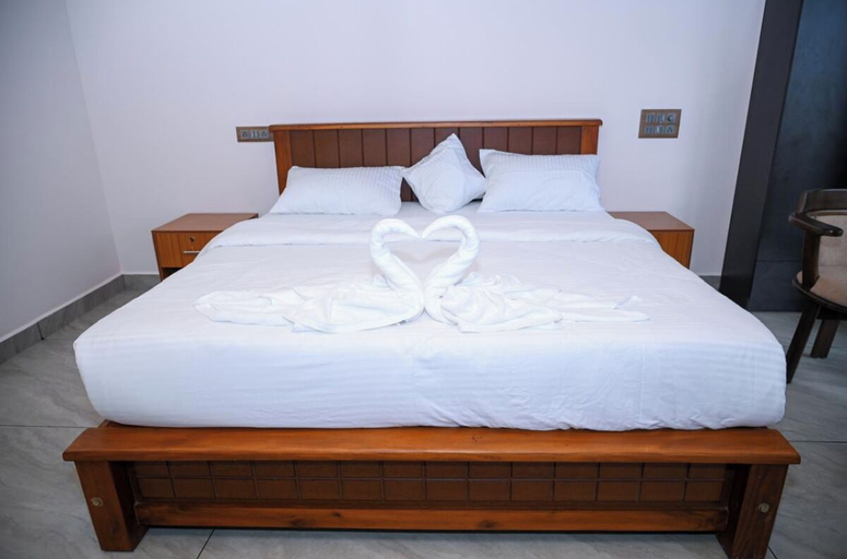 Room 4, Shivani Sunset Bay Beach Resort, Uttara Kannada