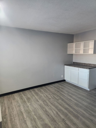 Interior 5, Columbus Kansas Mico Suites, Cherokee