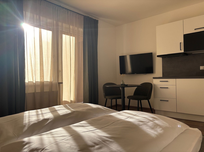Room 2, Levio Alpine Apartments, Liezen