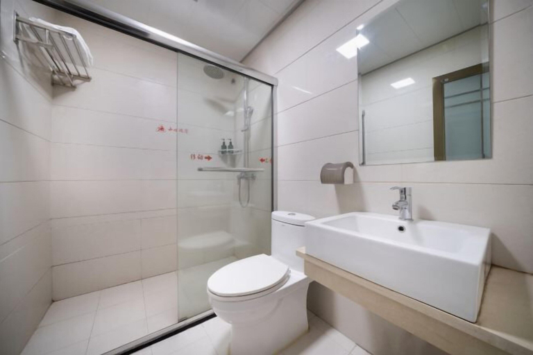 Bathroom, Xinxing Business Hotel, Nanping