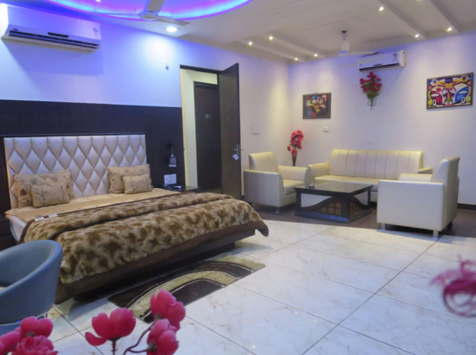 Others 5, Hotel Madhushrie Agra, Firozabad