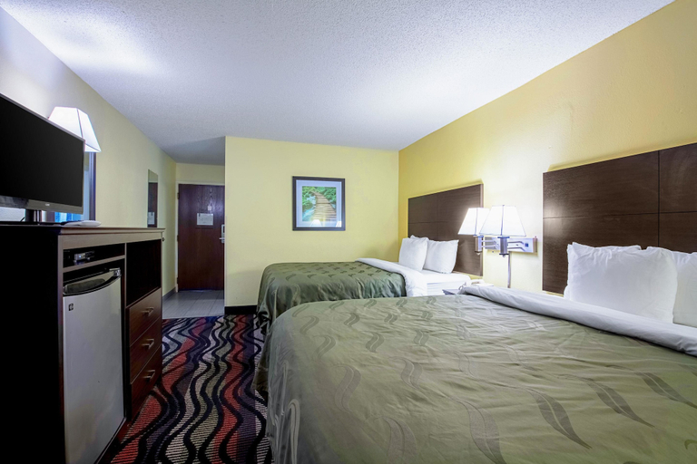 Bedroom 2, Quality Inn Holly Springs South, Marshall