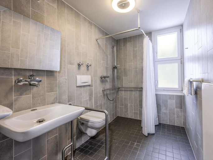 Bathroom 4, B&B HOTEL München Schwabing, München