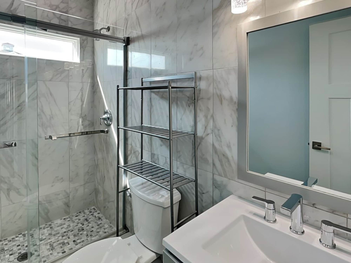 Bathroom 4, Dune Our Thing by Topsail Realty, Onslow