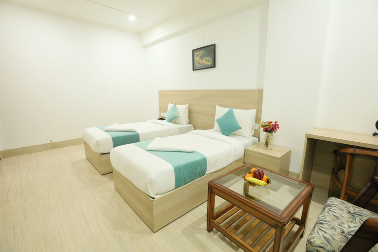 Room 5, CORPORATE STAYS - GOLF COURSE ROAD, Gurgaon