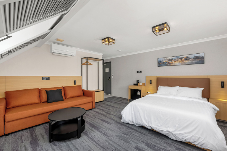 Bedroom 3, Spring Hill Inn, Fortitude Valley