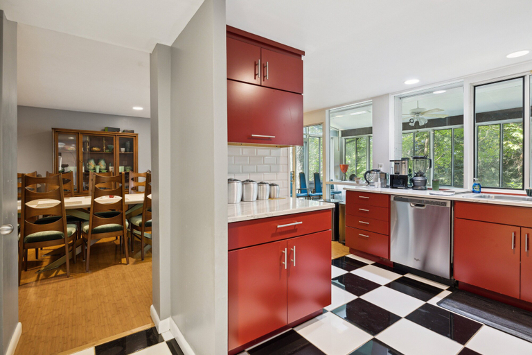Interior 3, Pineview Haven, Knox