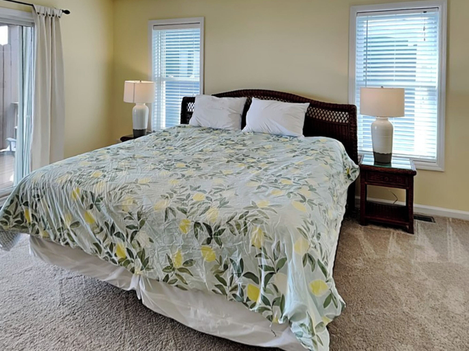 Bedroom 2, Barefoot Bungalow by Topsail Realty, Pender