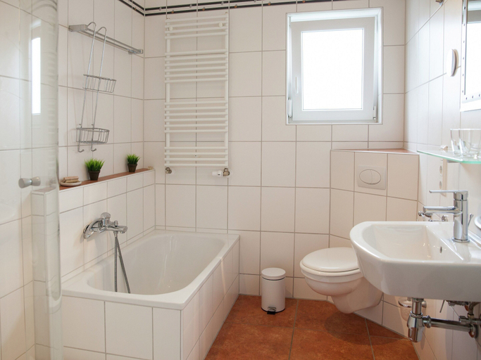 Bathroom 3, Peaceful Holiday Home in Rascheid near Forest, Trier-Saarburg