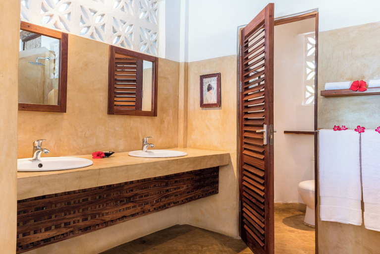Bathroom 4, Sunshine Azure Zanzibar Beach Hotel, Kaskazini 'A'