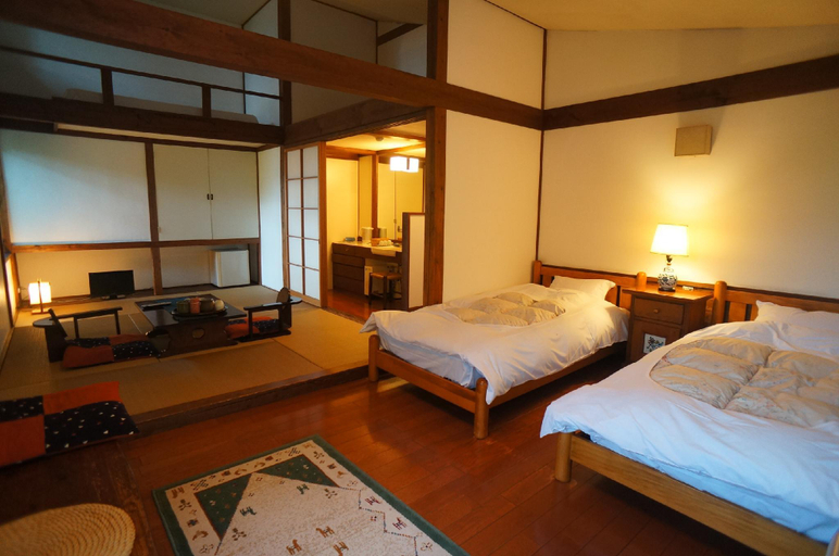 Bedroom 3, Auberge Kunugiya, Yufu