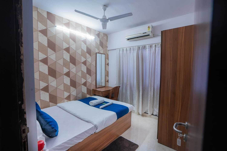 Room 1, Tulsi Luxury Home, Mumbai Suburban