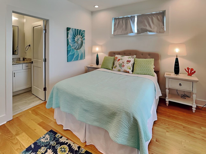 Bedroom 3, Channel 6 by Topsail Realty, Pender