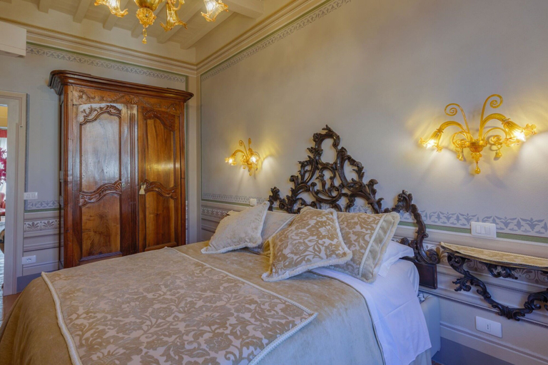 Room 5, Appartamento Zefferini, Arezzo