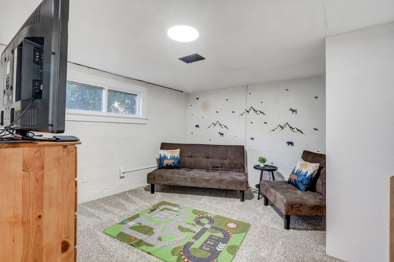 Interior 3, 9955 Mesa, El Paso