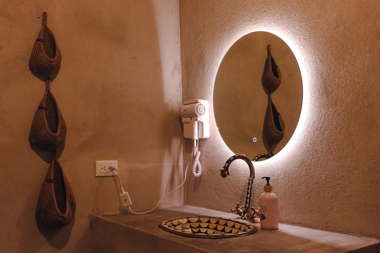 Bathroom 3, Dar Lamia Boutique Hotel, Aguirre