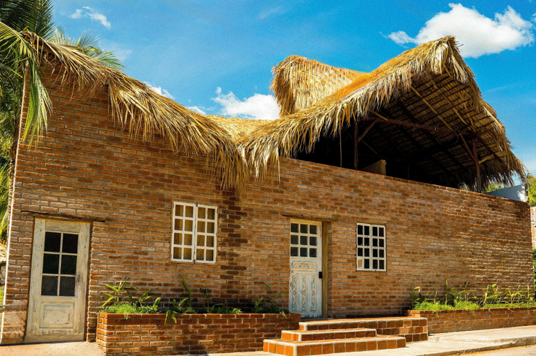 Front of property 2, Casona Tunan, Teotepeque