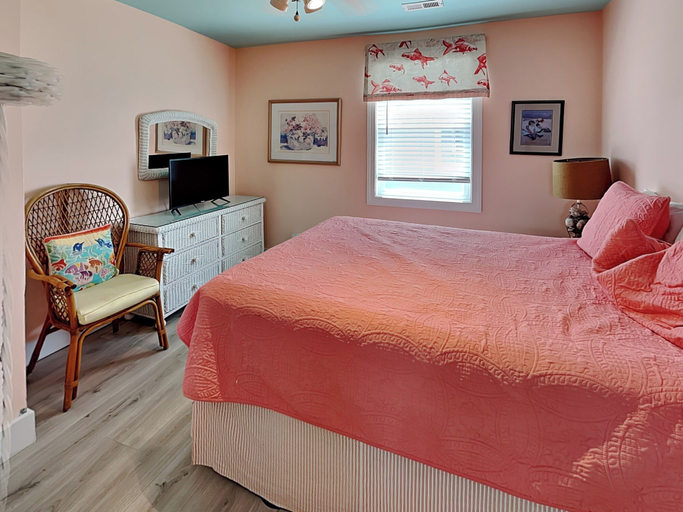 Bedroom 3, Lungomare by Topsail Realty