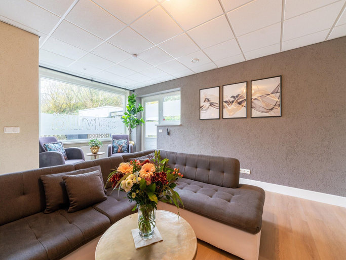 Living room 5, Luxury Apartment in Schin op Geul with Hot Tub & Sauna, Valkenburg aan de Geul