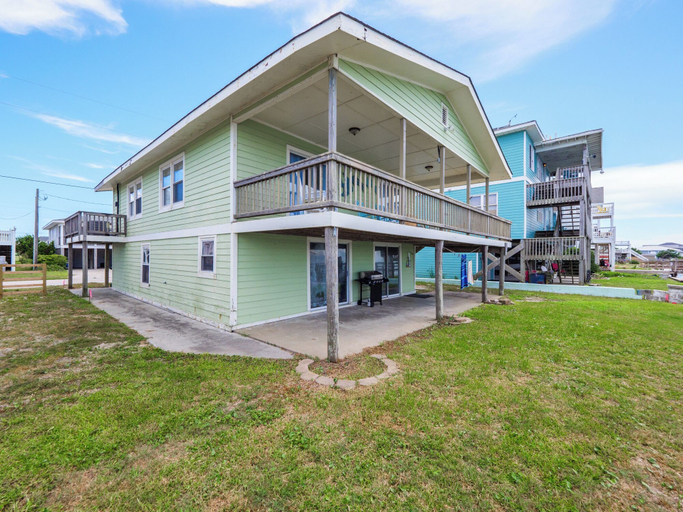 Exterior & Views 2, Seahorse Sound by Topsail Realty, Pender