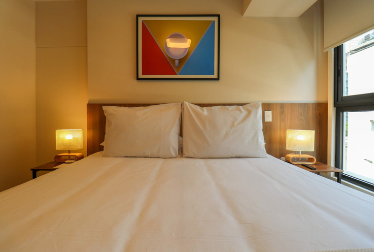 Room 4, w Engaging 2BR w Balcony in Miraflores, Lima