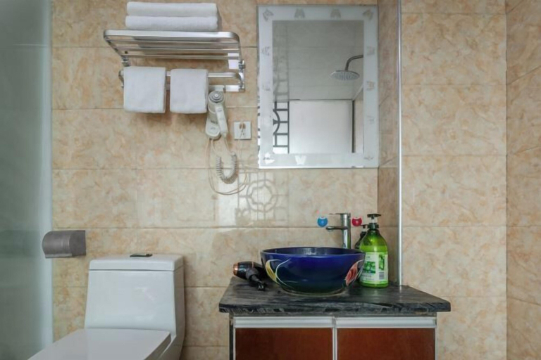 Bathroom 3, Biancheng Landscape View lnn, Xiangxi Tujia and Miao
