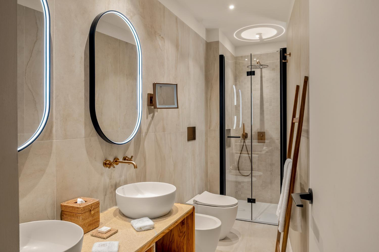 Bathroom 3, COOL DREAMS Luxury Rooms, Syracuse