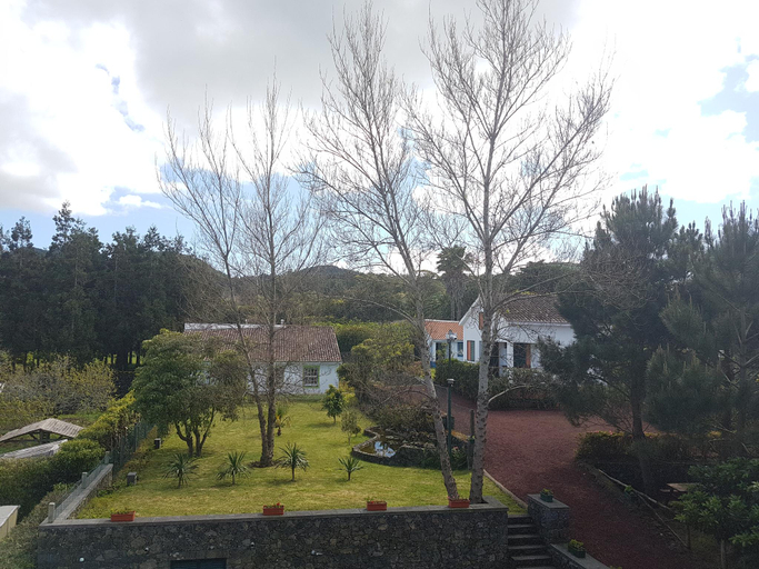 Others 4, Stonewood Lodge AL, Ponta Delgada