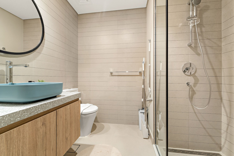 Room 3, Peninsula One - 1312 Studio, Dubai
