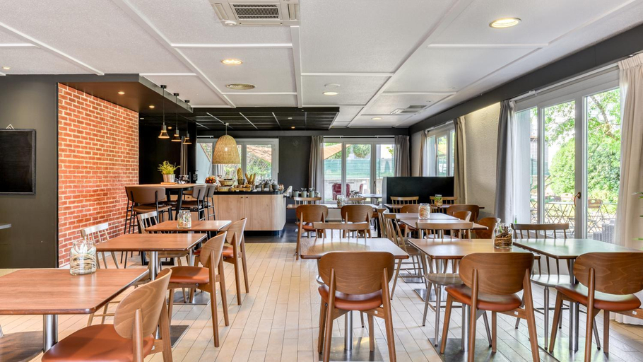 Food & Drinks 2, Campanile NATURE - Biarritz, Pyrénées-Atlantiques