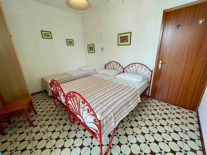 Bedroom 3, Family Villa With Private Garden, Venezia