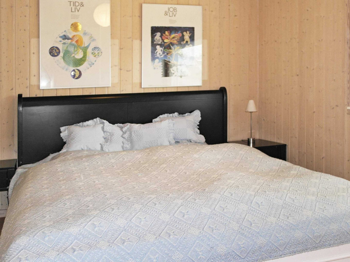 Bedroom 2, 5 Star Holiday Home in Storvorde, Aalborg