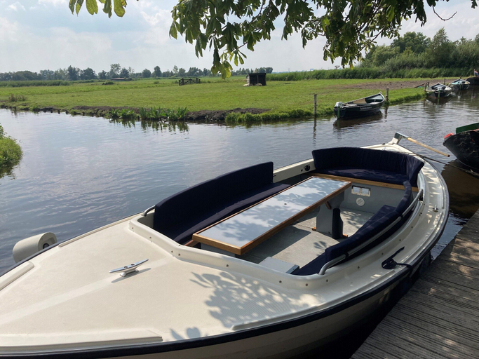 Others 3, Comfy Holiday Home with Fenced Courtyard in Edam near Center, Edam-Volendam