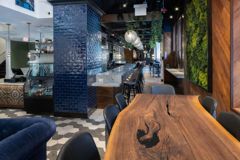 Food & Drinks 5, Hotel Saint Clair- Magnificent Mile, Cook