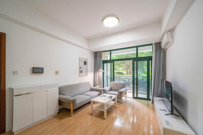 Separate living room 5, Tyms Cozy 2BR APT Renheng Riverside, Shanghai