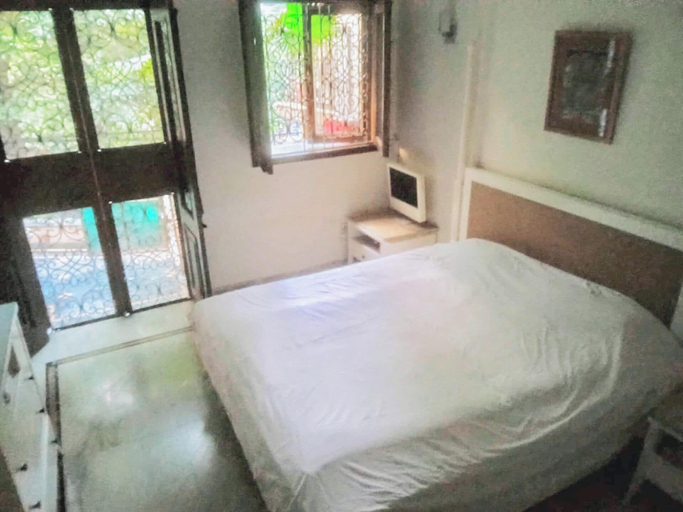 Others 4, 2 Bed Apartment Sleeps 4 With Parking New Delhi, Delhi