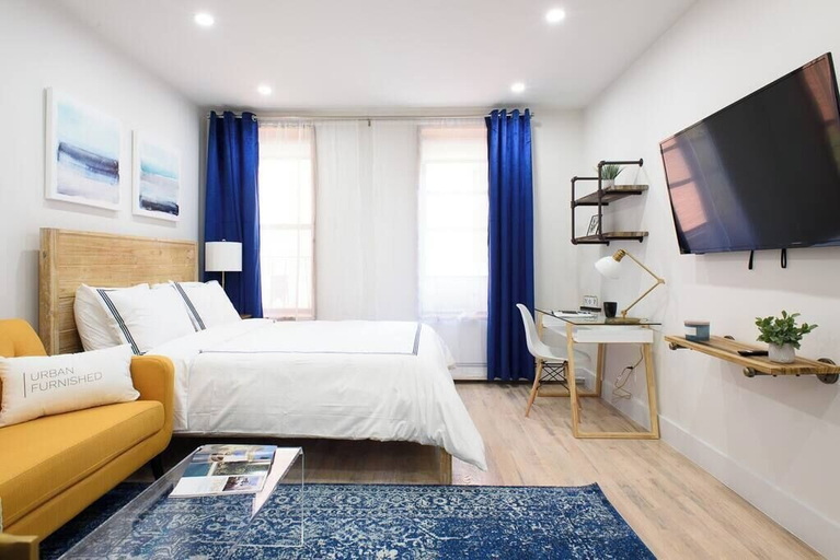 Primary image, 1597-5 New Studio Prime UES W D in Unit, New York