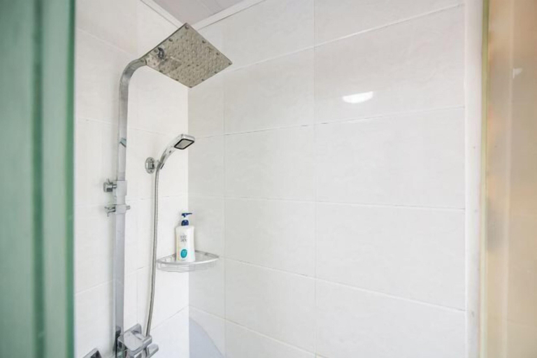Bathroom 3, Shunshuiwan Inn, Suzhou