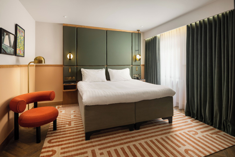 Bedroom 2, Carlton George Hotel, Glasgow